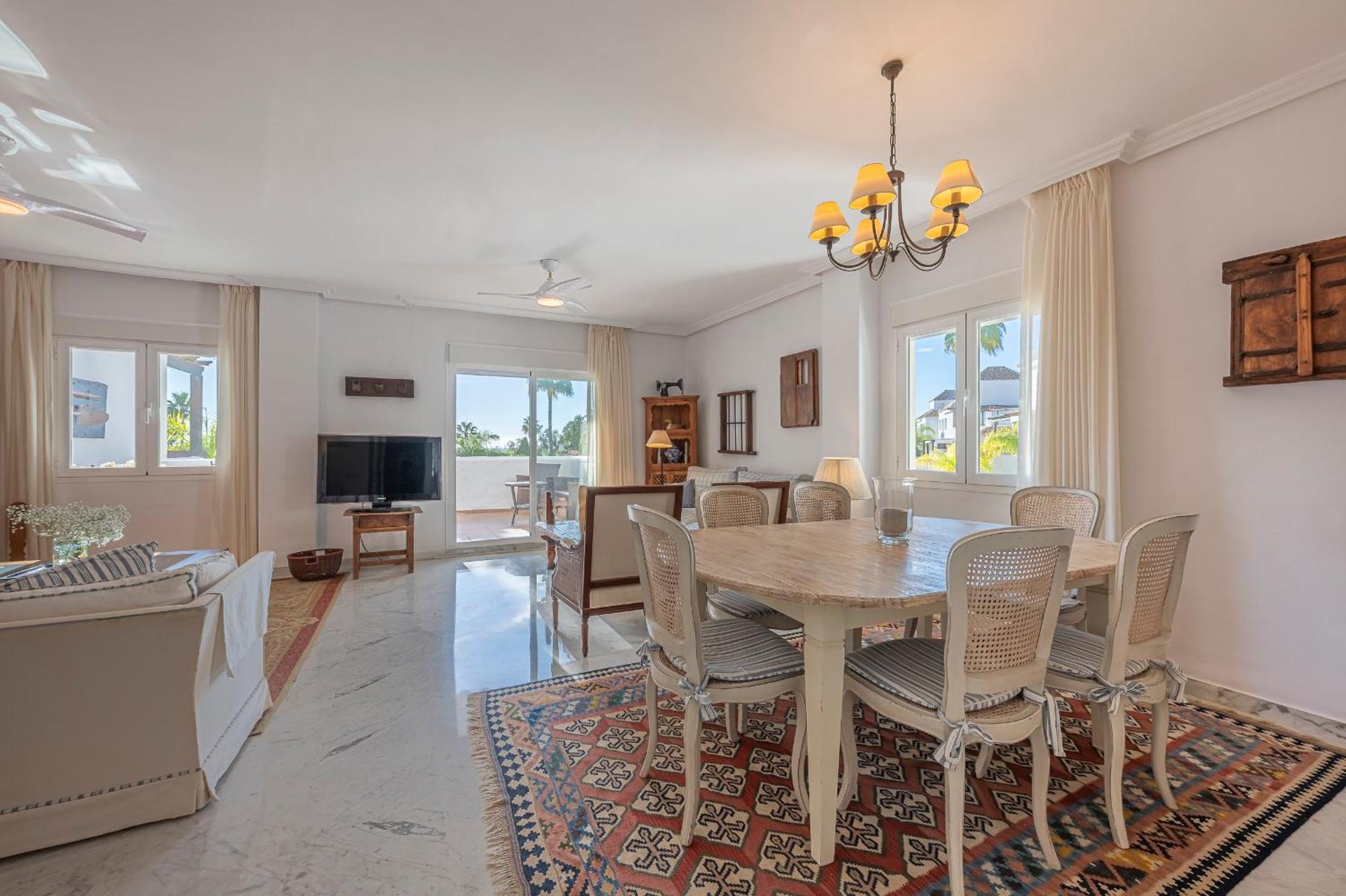 Increible Piso 4 Dorm, Terraza, Parking & Pool Appartement *