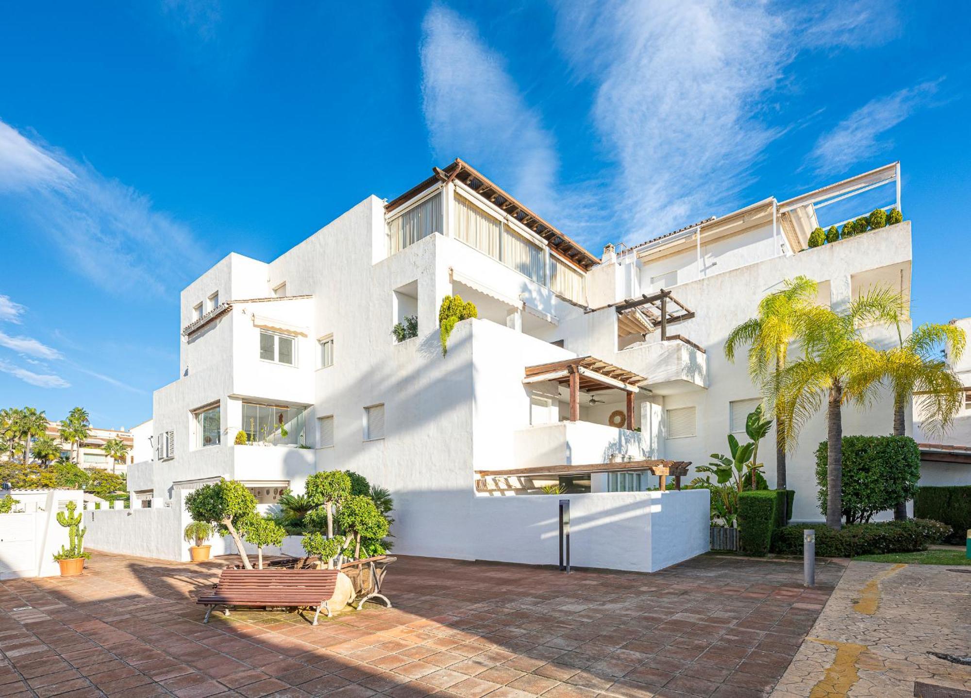 Increible Piso 4 Dorm, Terraza, Parking & Pool *