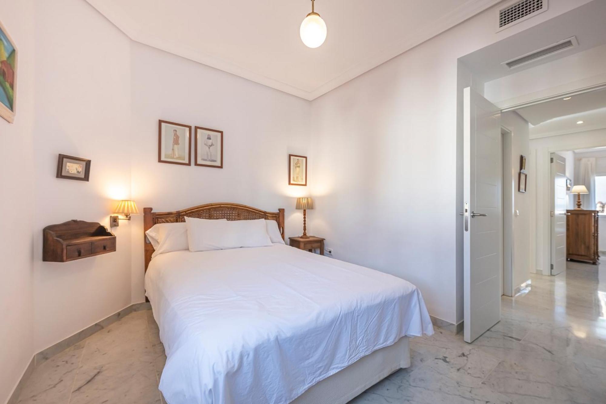 Apartamento Increible Piso 4 Dorm, Terraza, Parking & Pool Marbella