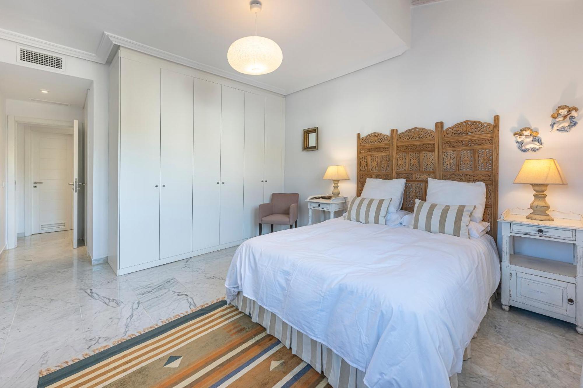 Apartamento Increible Piso 4 Dorm, Terraza, Parking & Pool Marbella