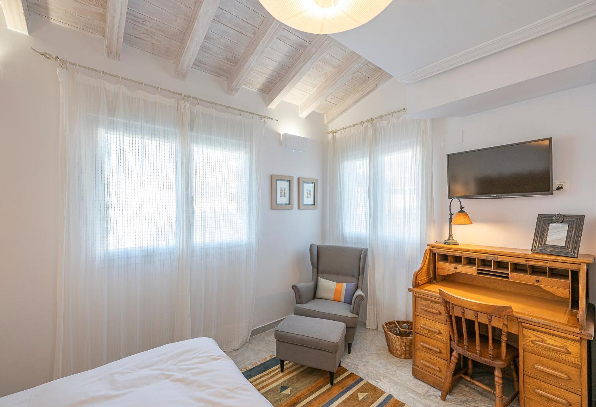 Increible Piso 4 Dorm, Terraza, Parking & Pool Apartamento