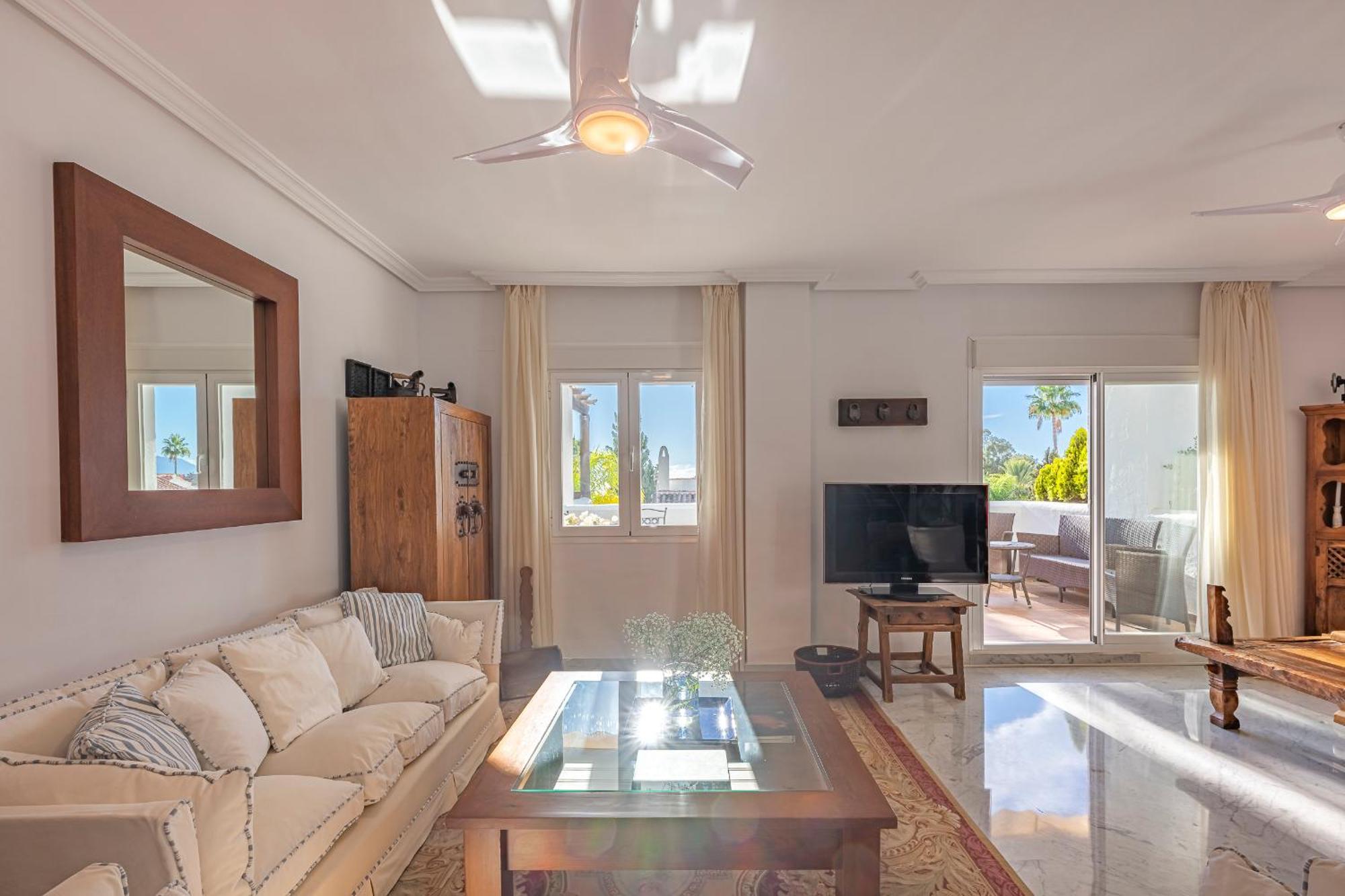 Apartamento Increible Piso 4 Dorm, Terraza, Parking & Pool Marbella