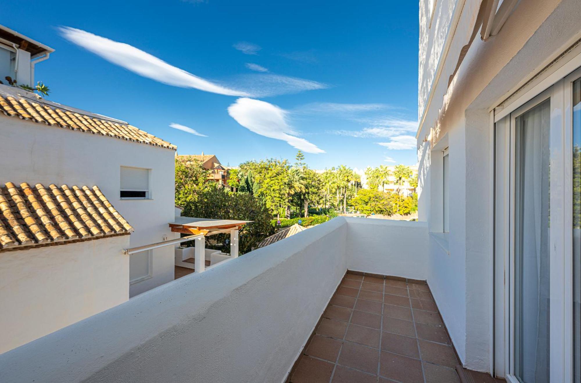 Increible Piso 4 Dorm, Terraza, Parking & Pool Apartamento *