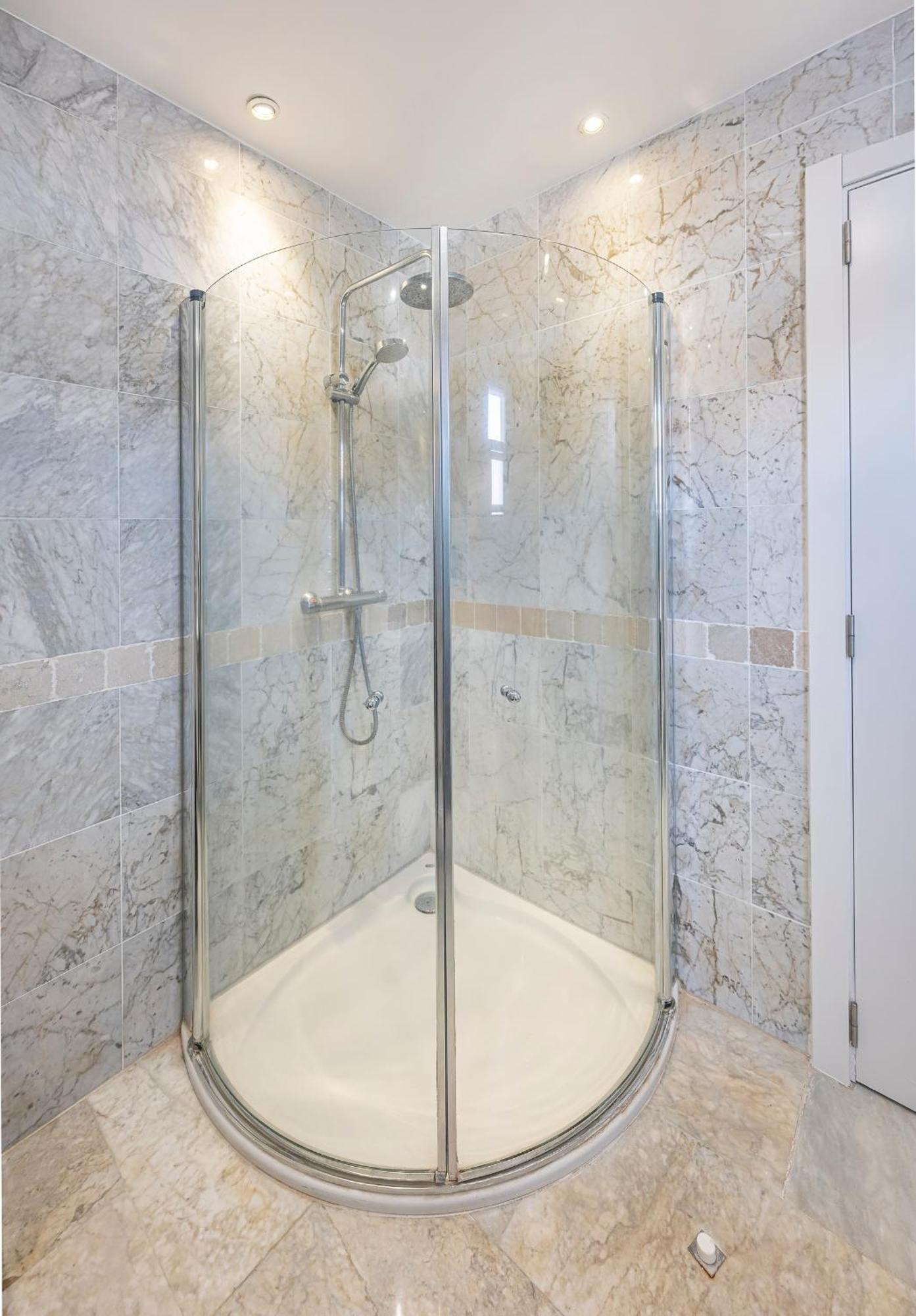 Apartamento Increible Piso 4 Dorm, Terraza, Parking & Pool